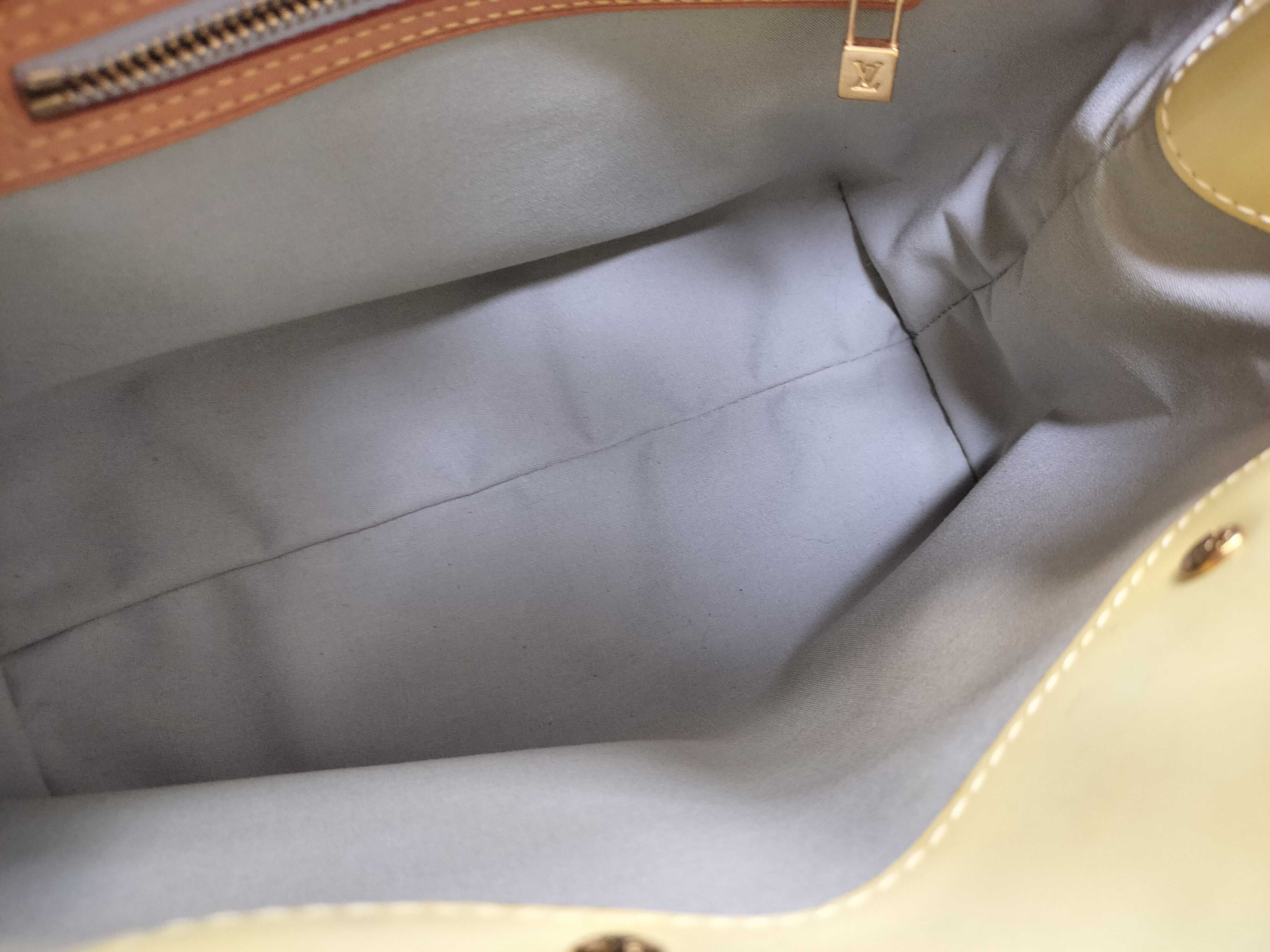 Vernis Lead PM Handbag — view 8