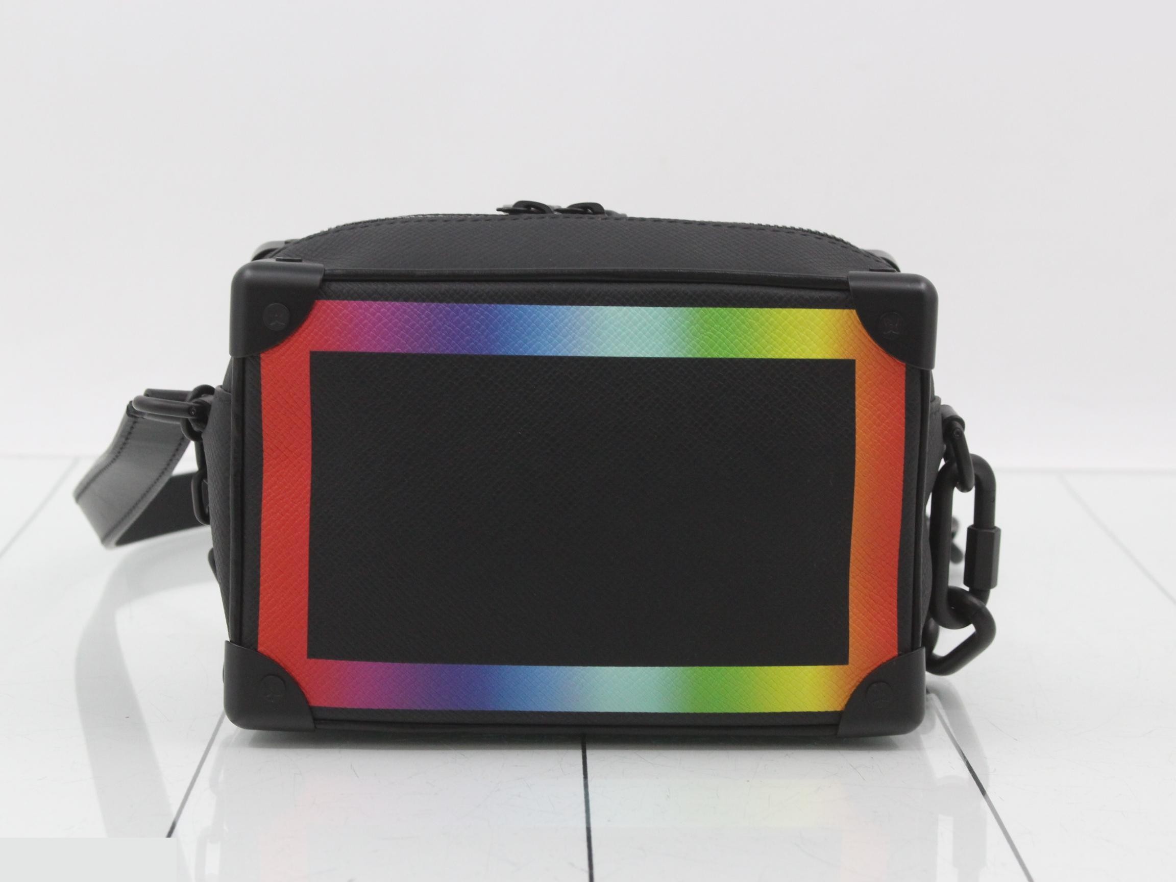 Unused Tiger Rainbow Mini Soft Trunk M30351 — view 2