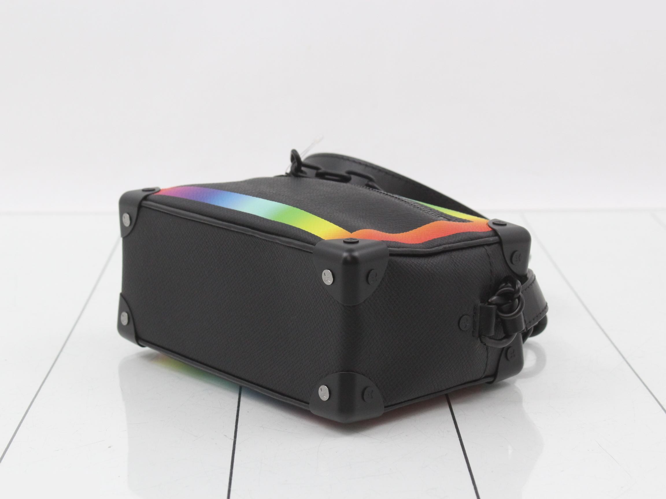 Unused Tiger Rainbow Mini Soft Trunk M30351 — view 6