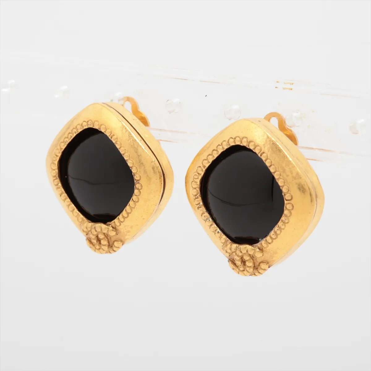 Coco Mark 96A Earrings (Pair) GP Black x Gold — view 3