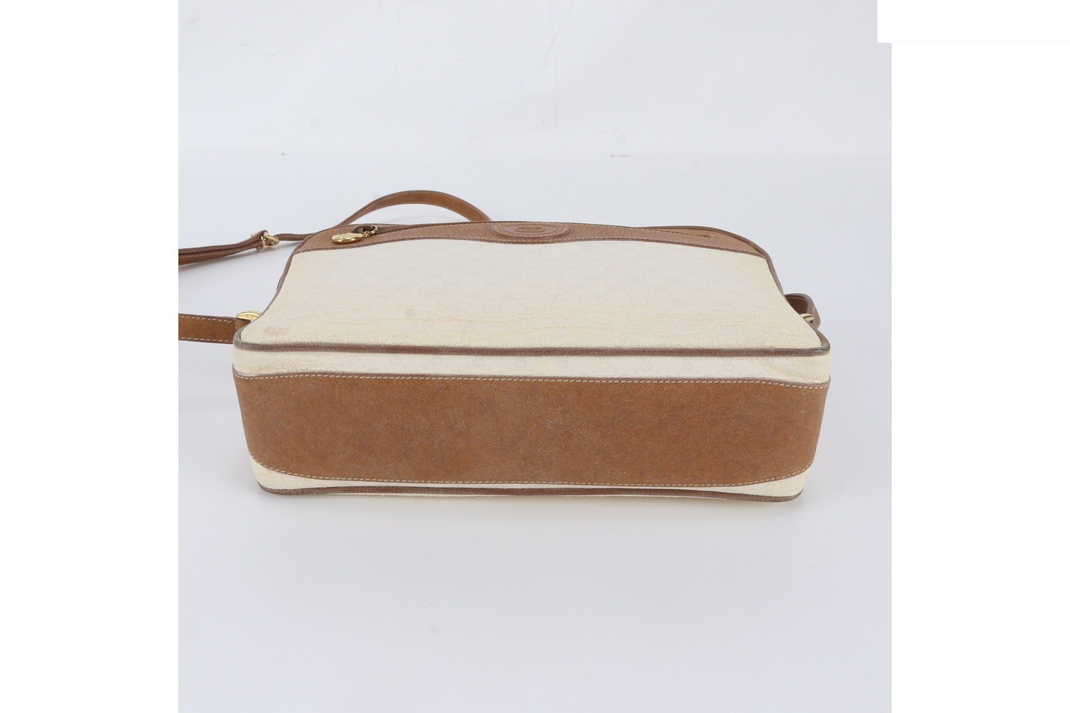 Micro GG 001 56 0860 Leather Shoulder Bag — view 5