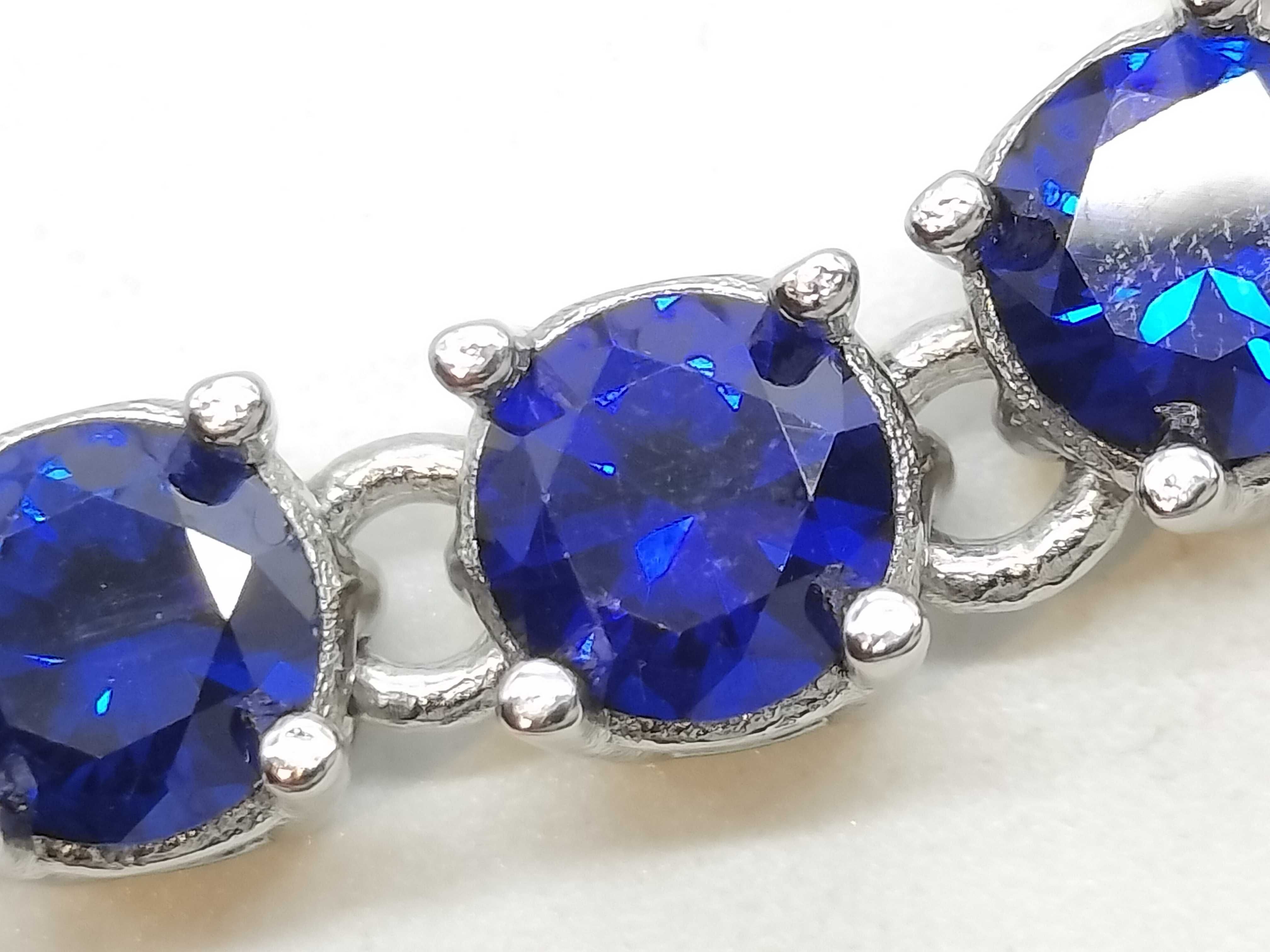 LE0233M LV Crystal Bracelet Bracelet/Bangle — view 3