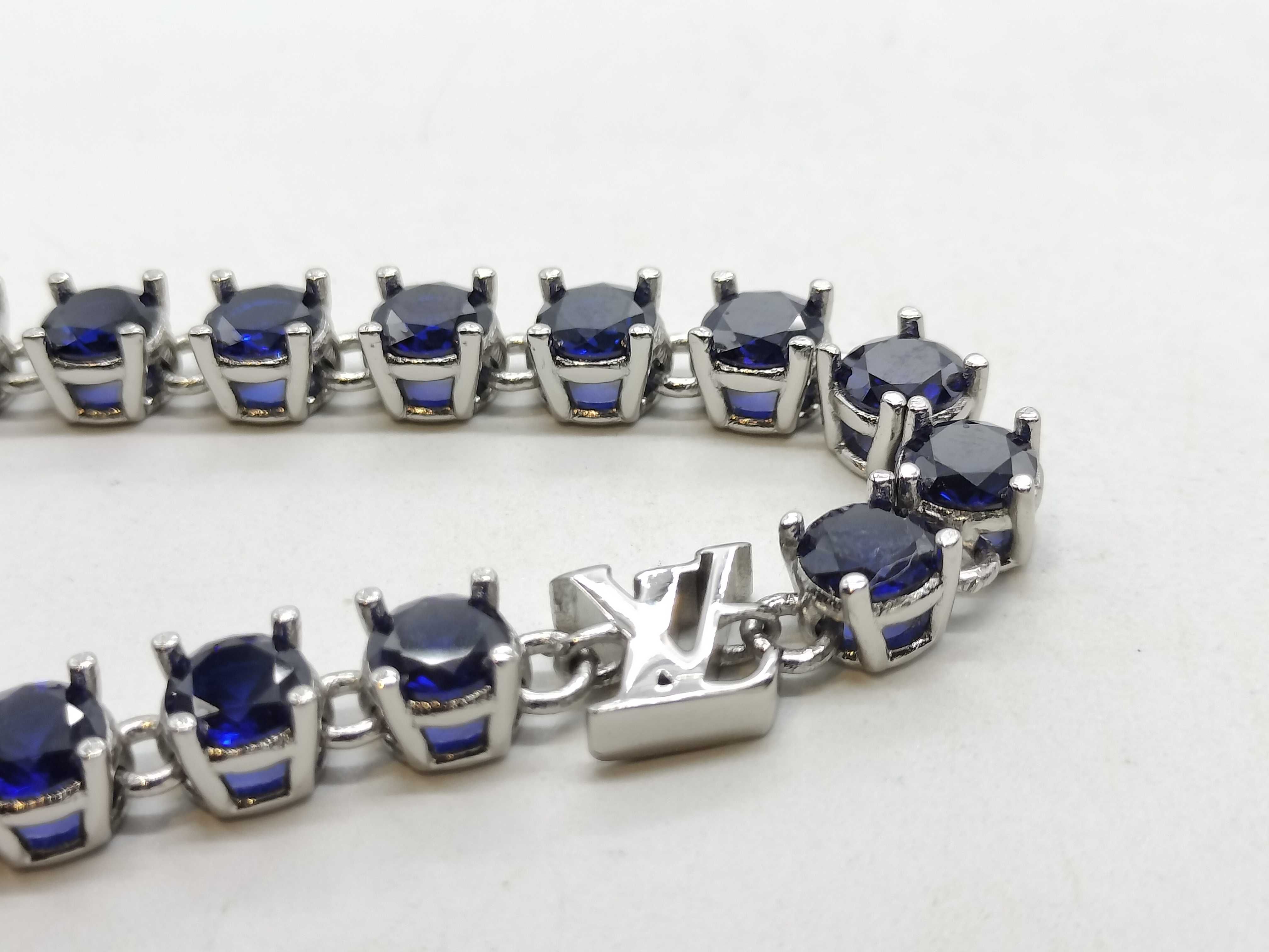LE0233M LV Crystal Bracelet Bracelet/Bangle — view 5