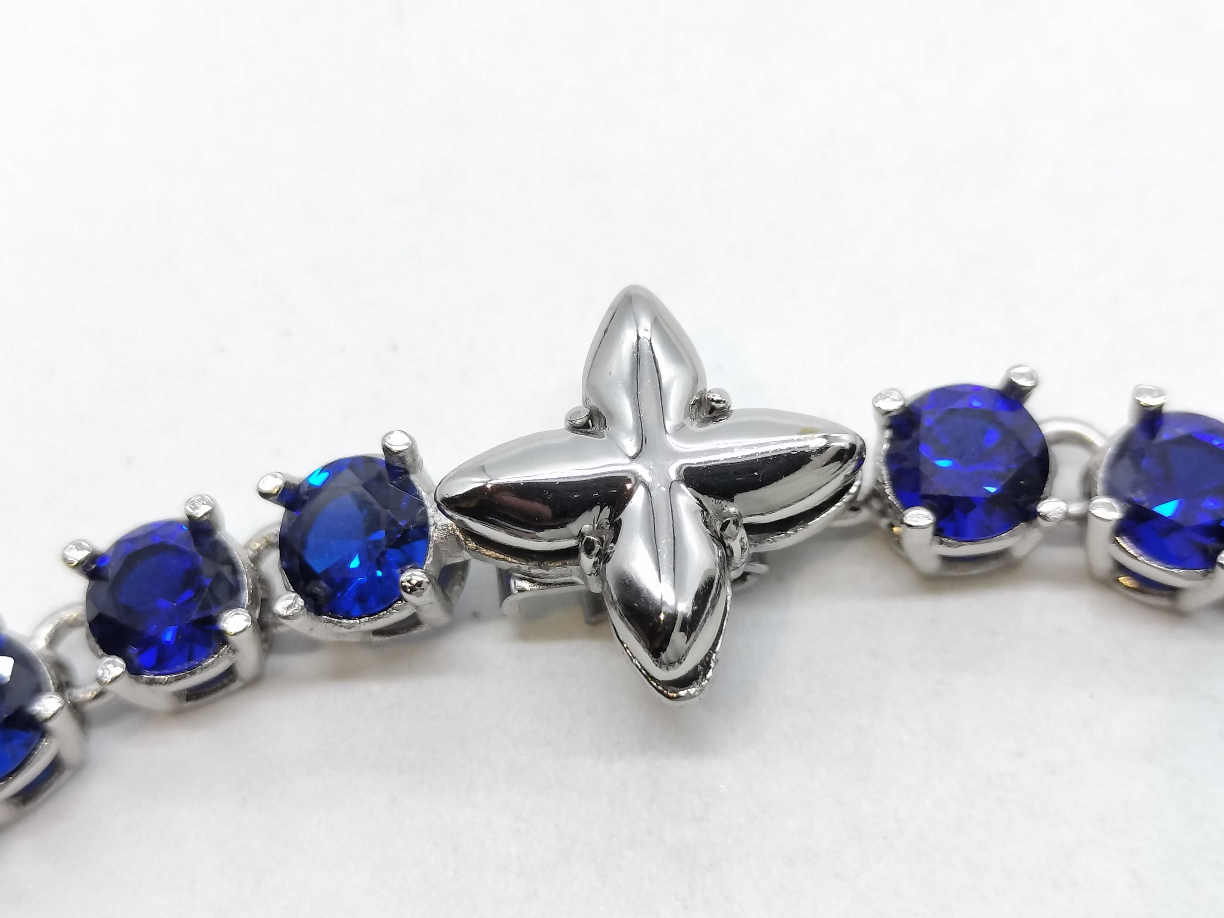 LE0233M LV Crystal Bracelet Bracelet/Bangle — view 6