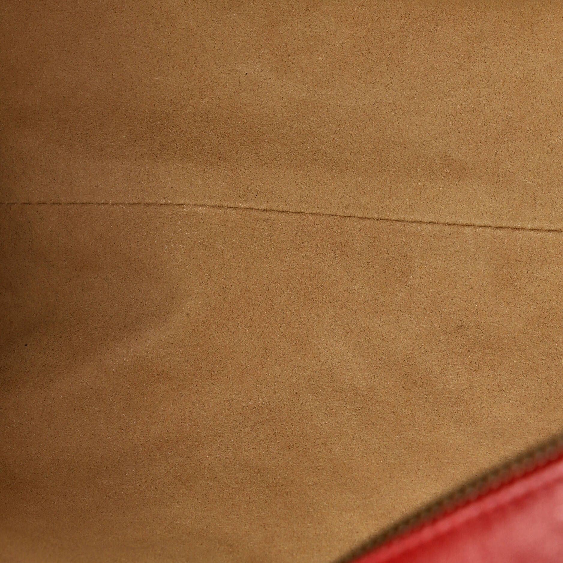 Medium GG Marmont Slim Tote, Matelasse Chevron — view 4