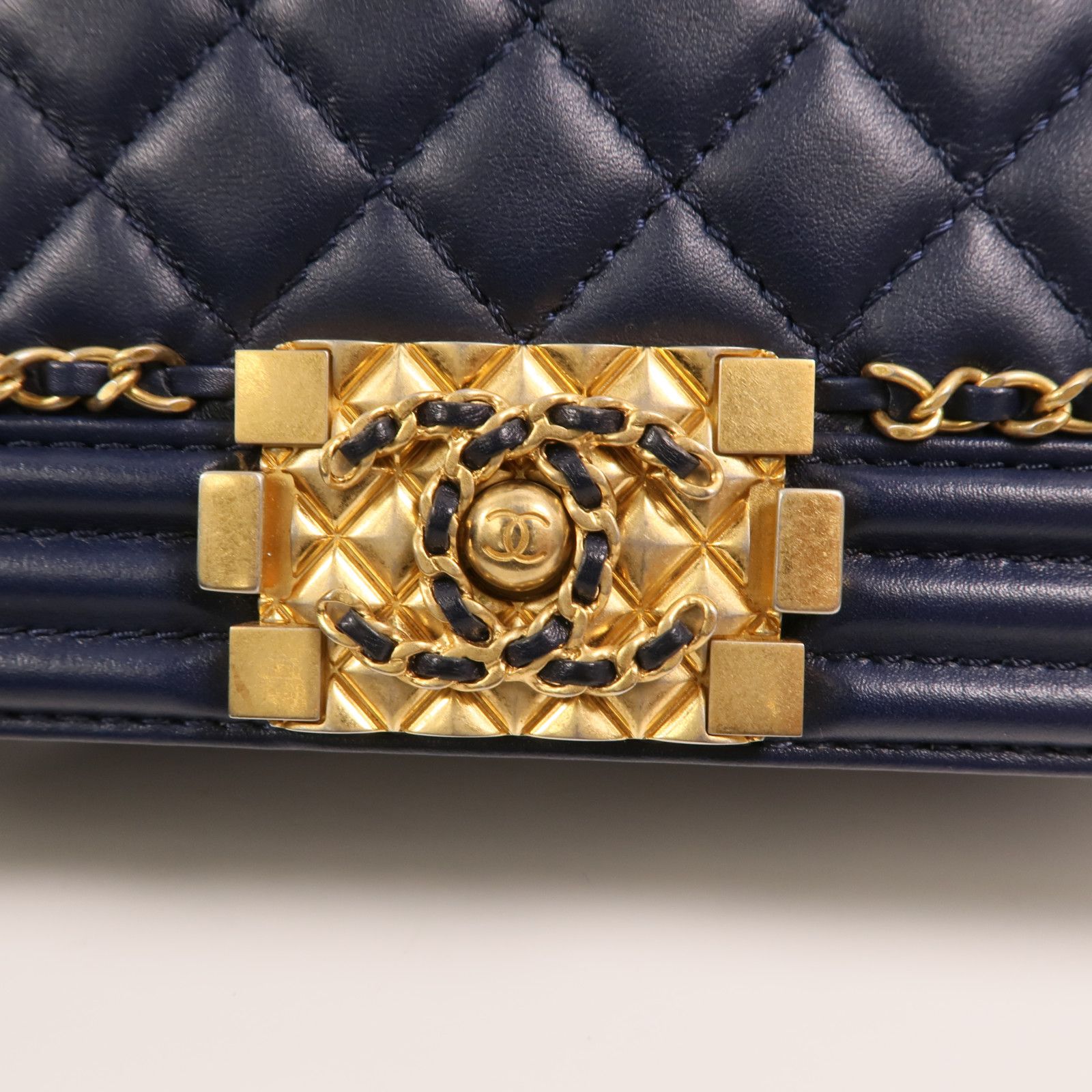 Lambskin Leather Boy 25 w/Gold Trim — view 15