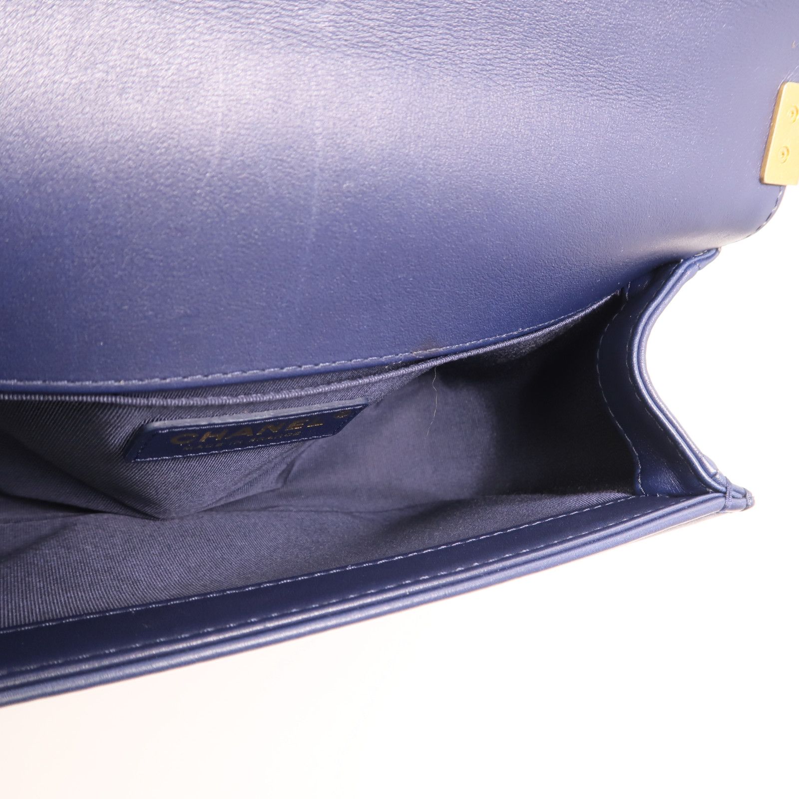 Lambskin Leather Boy 25 w/Gold Trim — view 5