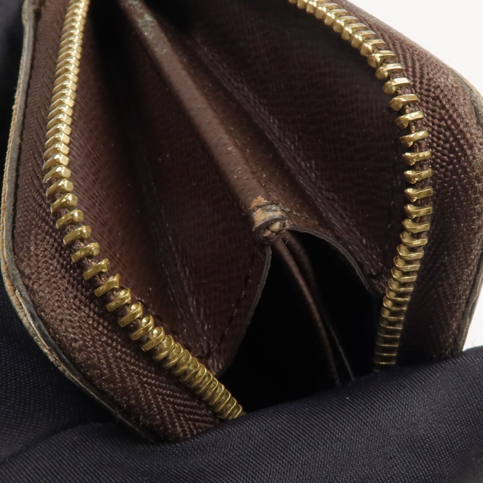 Damier Zippy Coin Purse Brown Coin Purse N 63070 — view 19