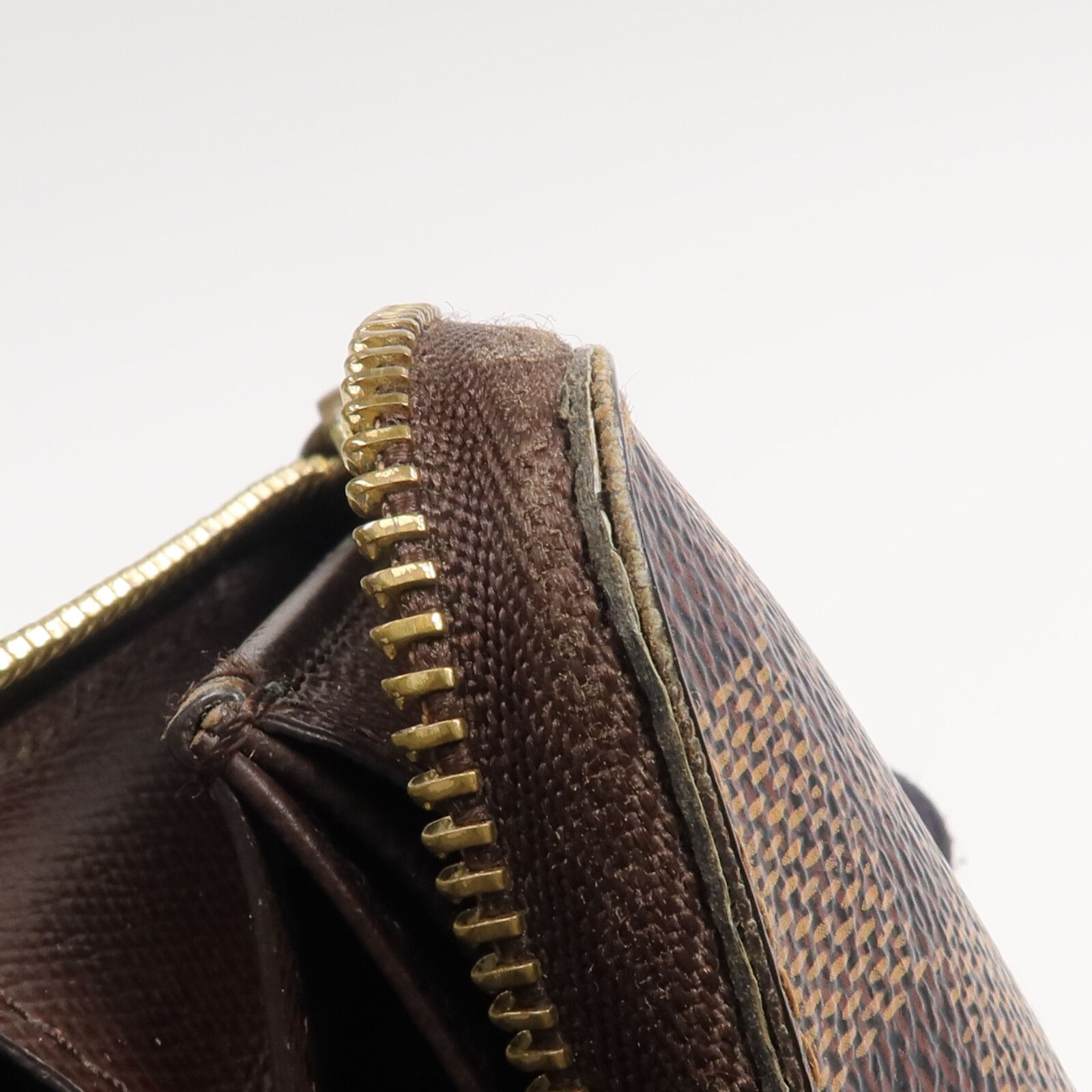 Damier Zippy Coin Purse Brown Coin Purse N 63070 — view 20