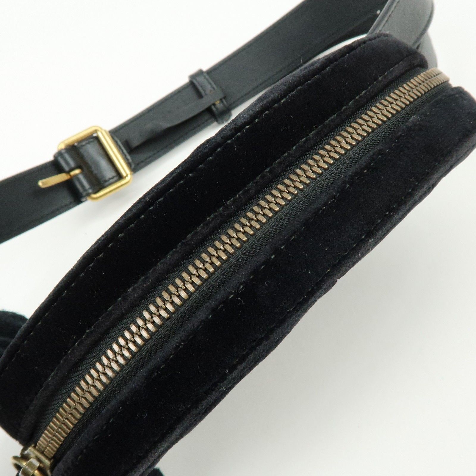 GG Marmont Double G Velvet Leather Waist Bag Body Bag 476434 — view 17