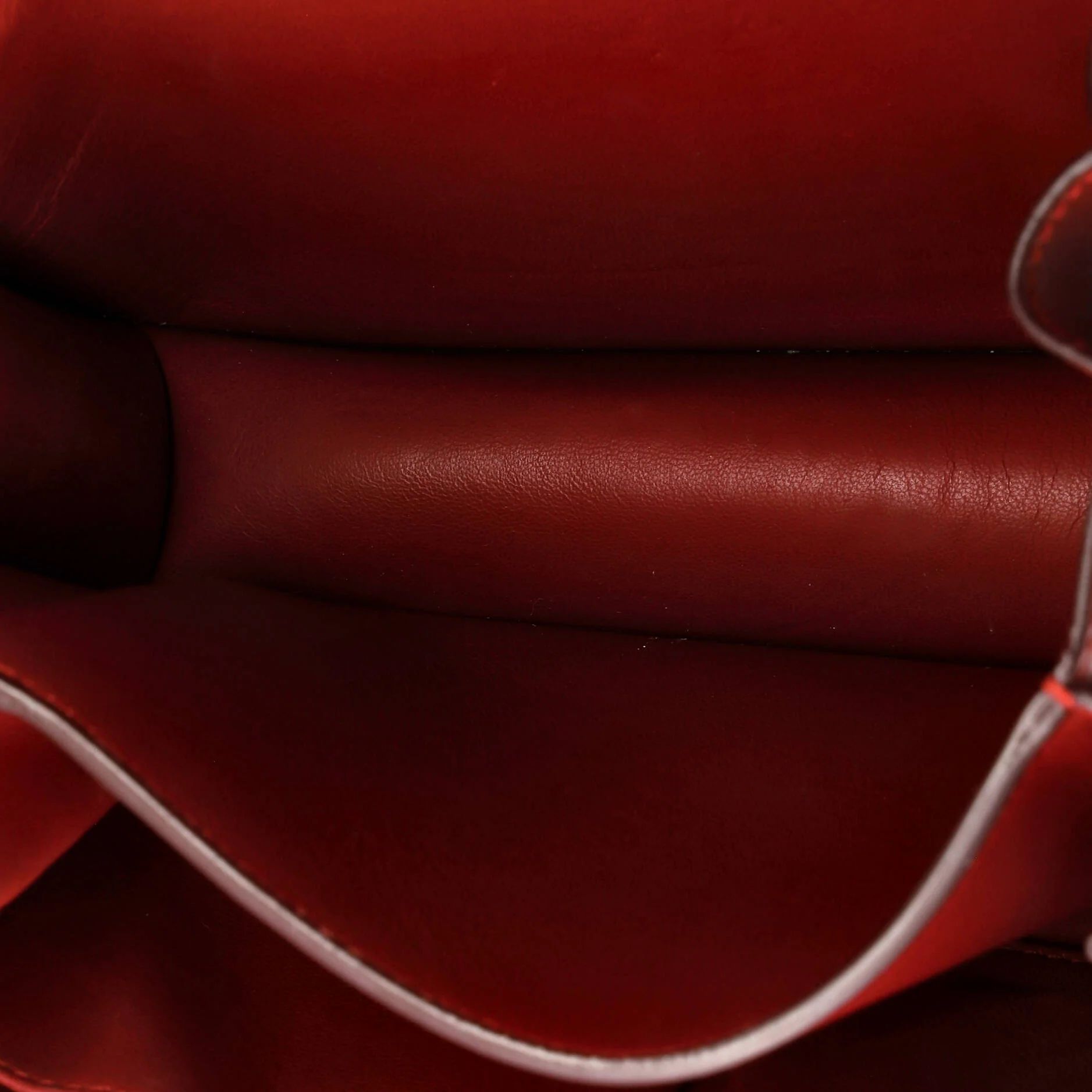 Classic Box Bag Smooth Leather Medium — view 5