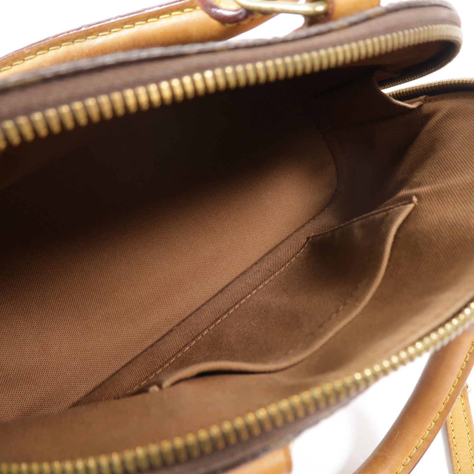 Alma BB, Monogram — view 5