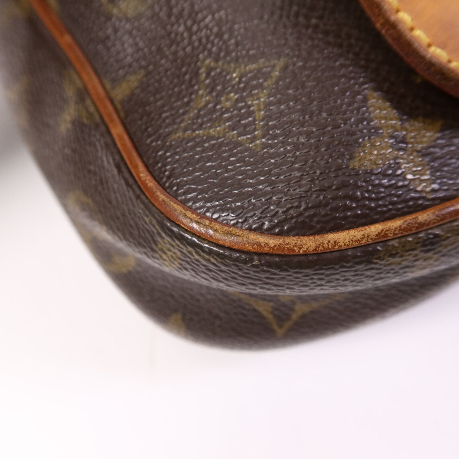 Pochette Gange, Monogram — view 11