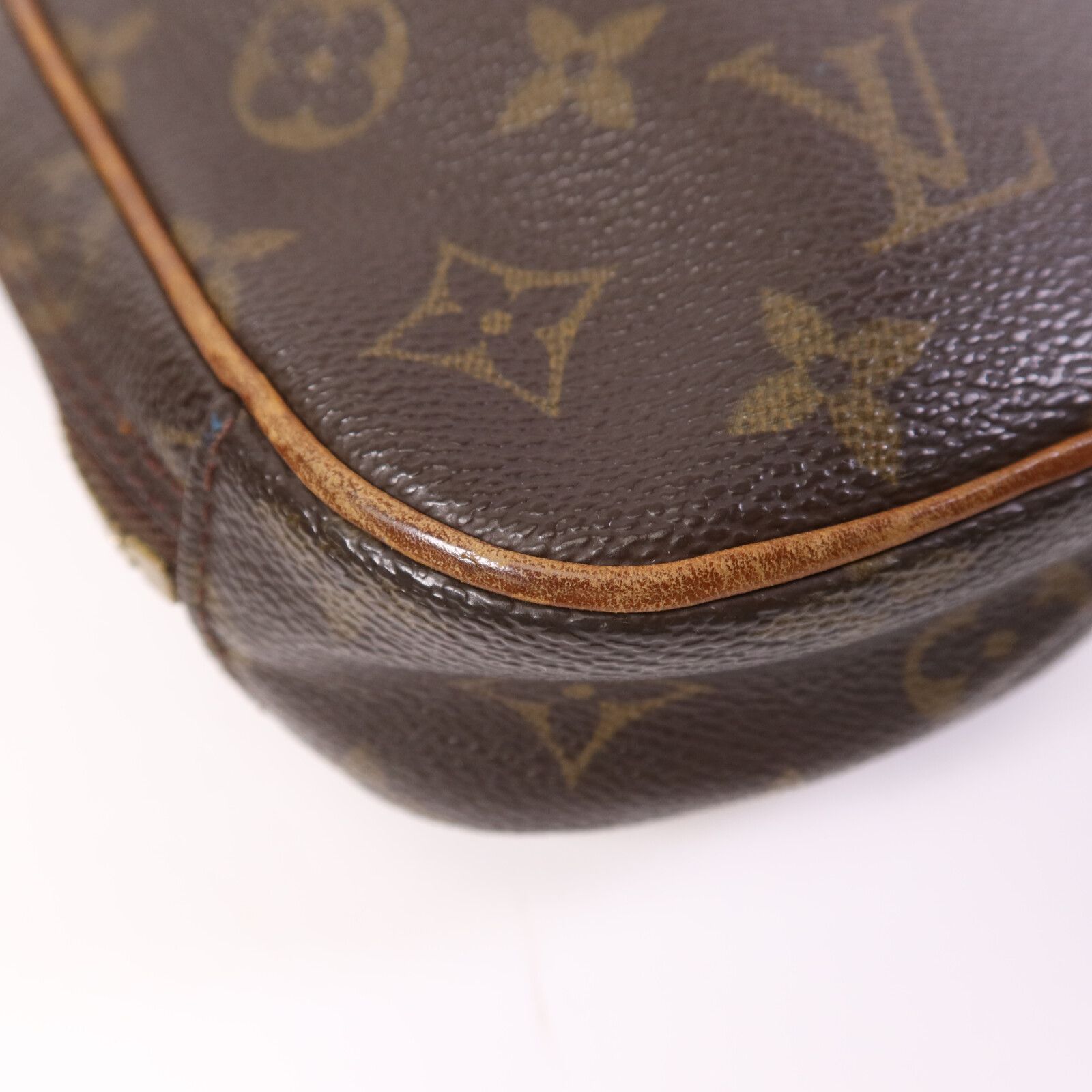 Pochette Gange, Monogram — view 9