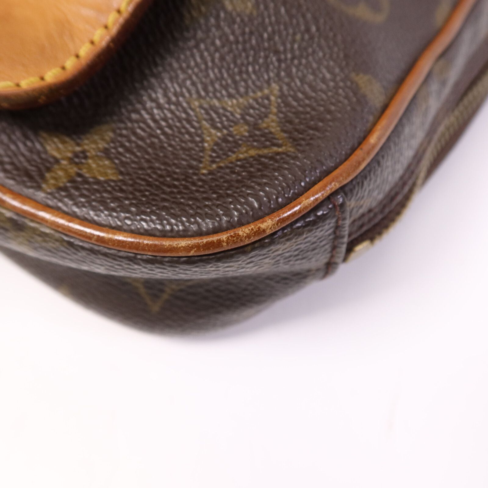 Pochette Gange, Monogram — view 10