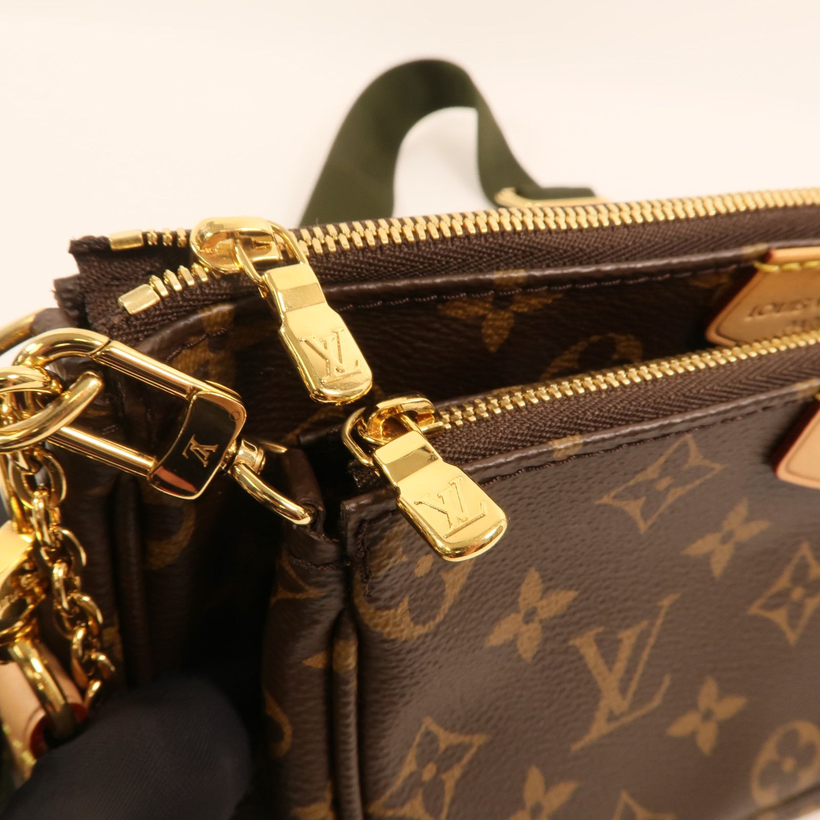 Multi Pochette Accessoires, Monogram — view 19