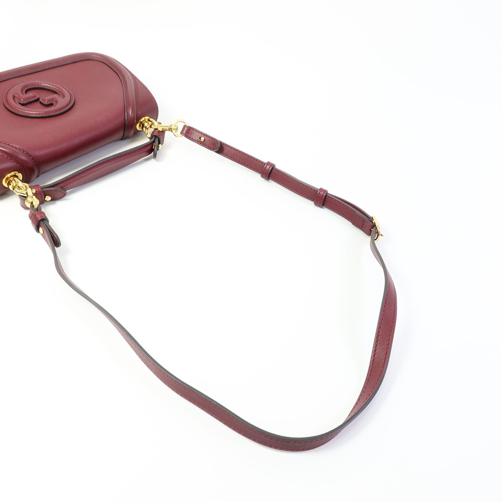 8, Red — view 9