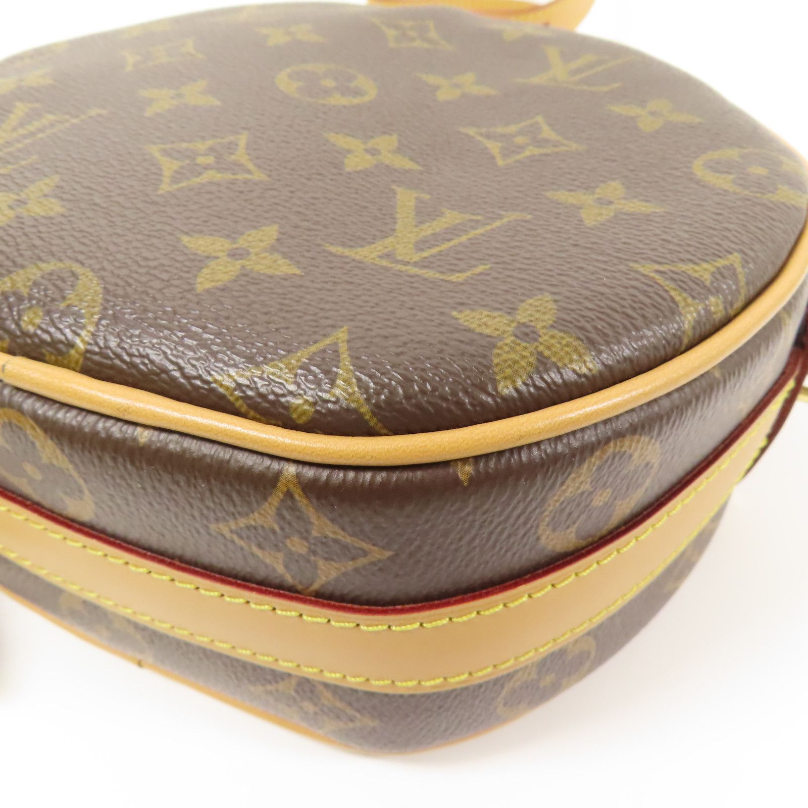 Boite Chapeau Souple PM, Monogram — view 7