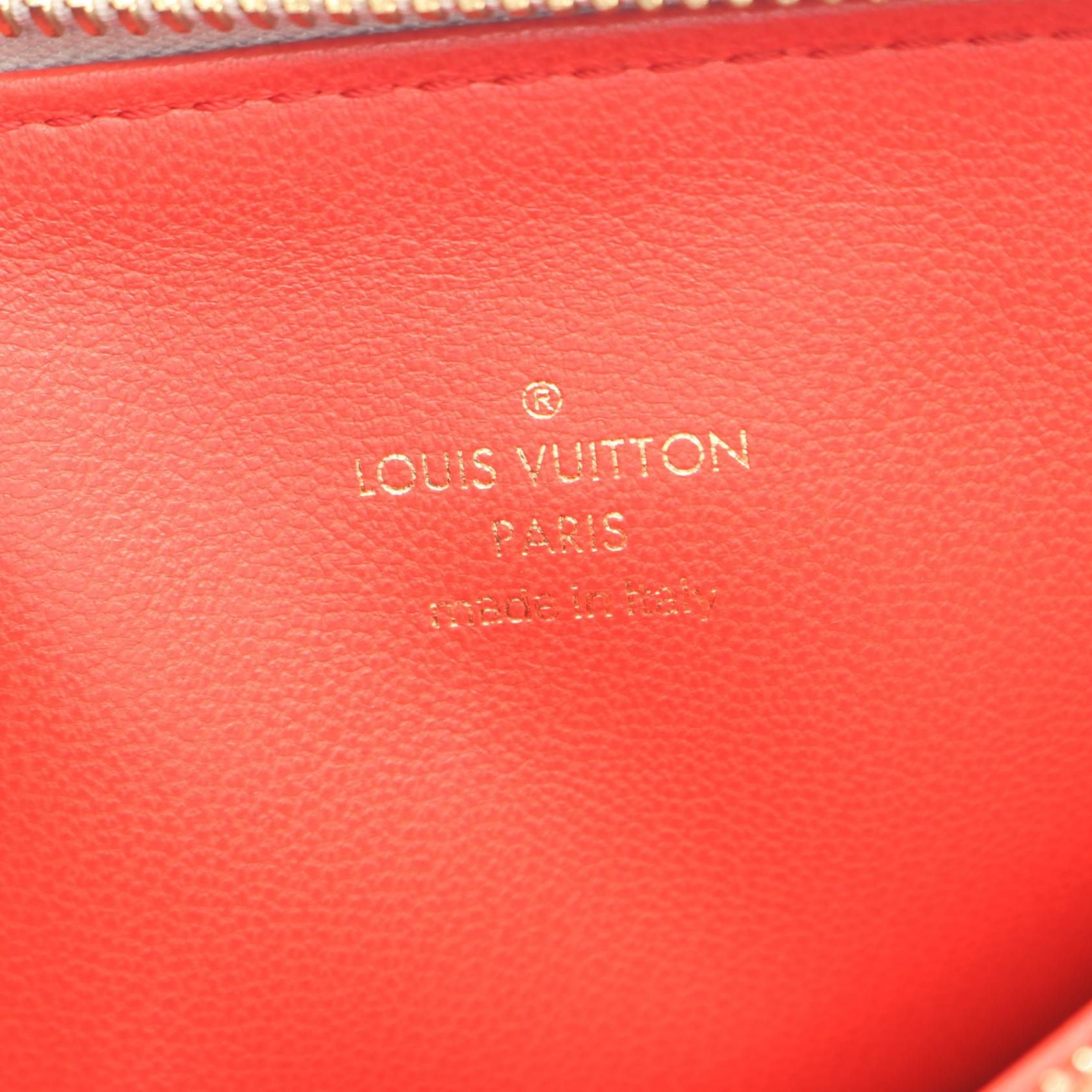 Coussin NM PM, Embossed Monogram — view 4