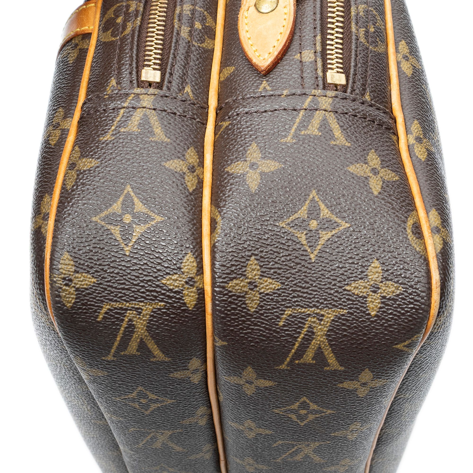 Reporter PM, Monogram — view 7