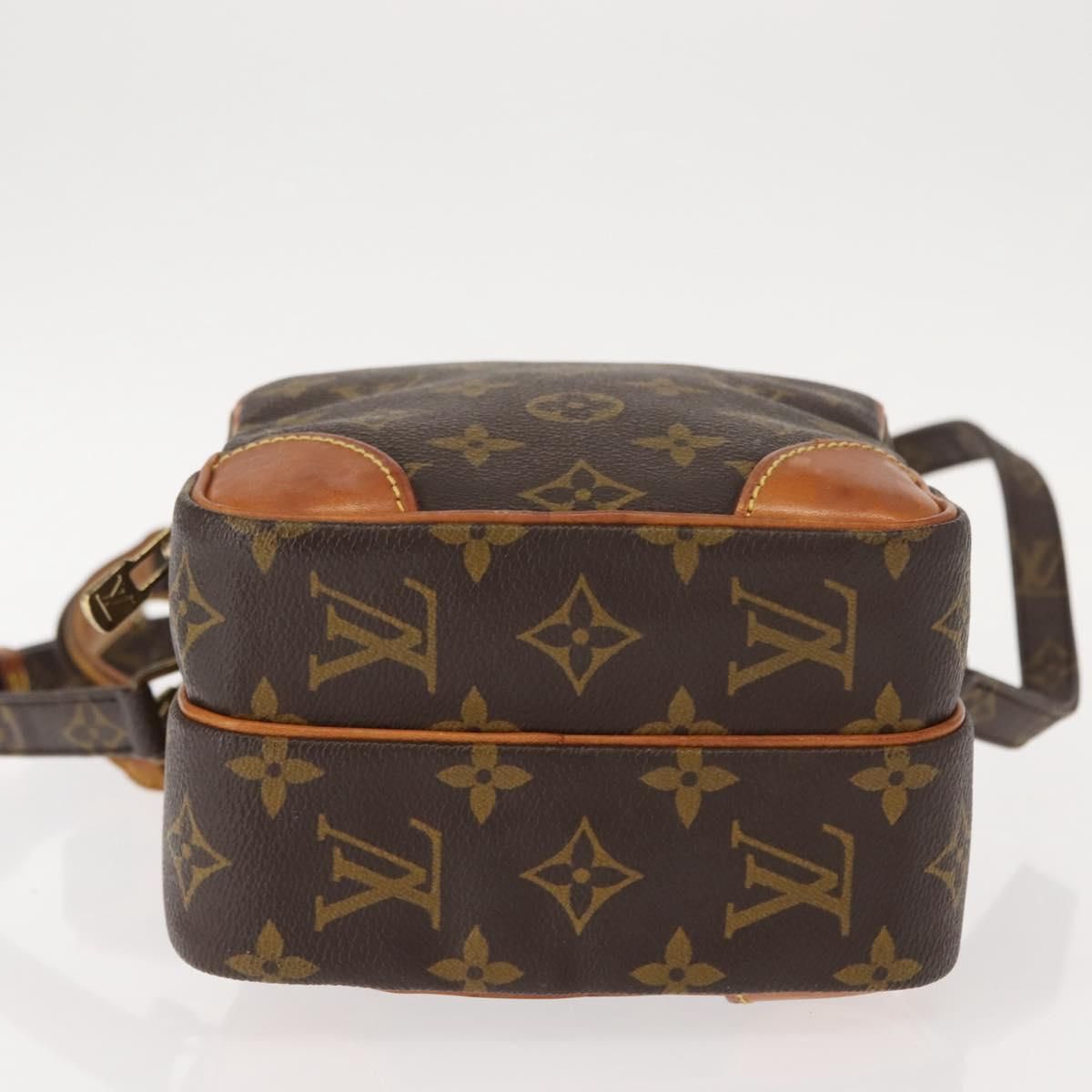 Amazone, Monogram — view 5