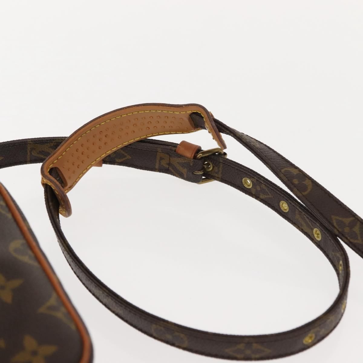 Amazone, Monogram — view 8