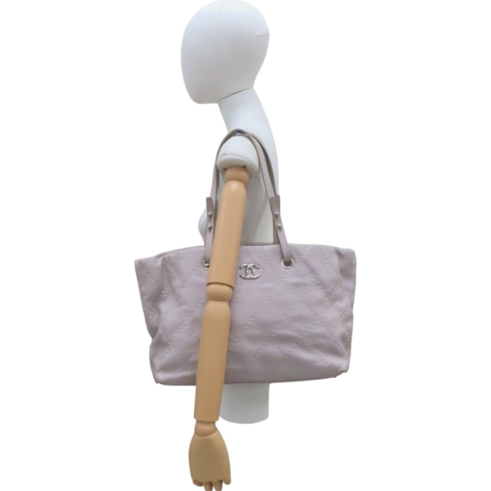 Quilted Glazed Calfskin On The Road Tote Bag — view 13