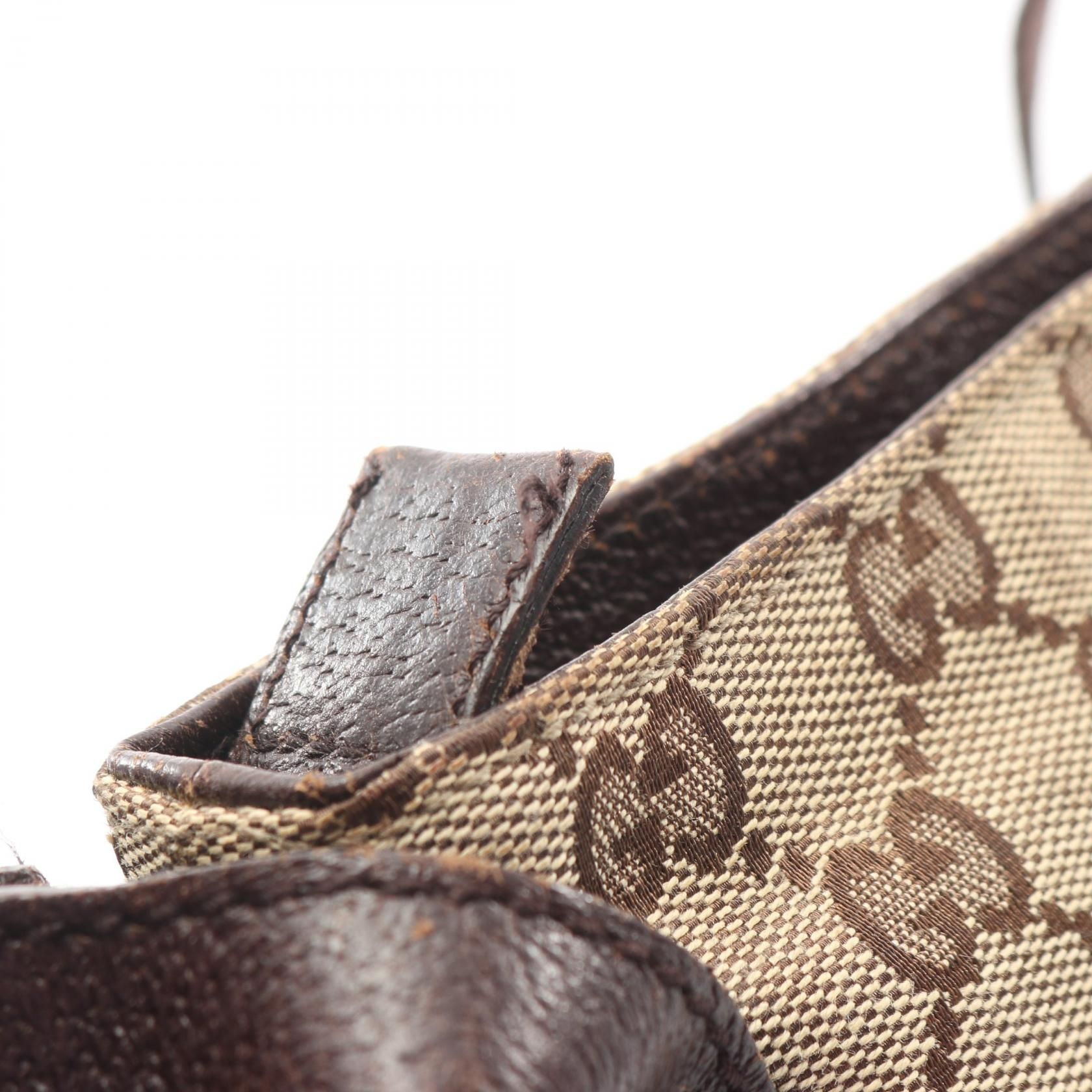 GG Canvas Messenger Bag — view 8