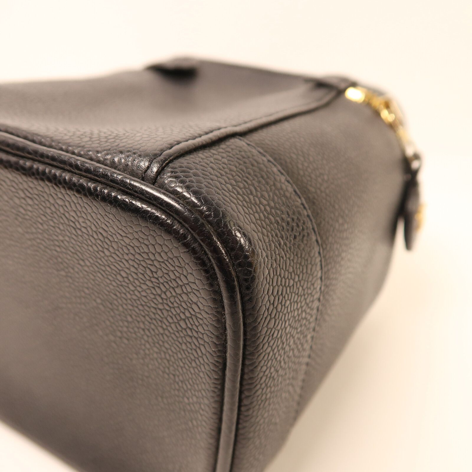 Black Cowhide Leather Vanity Case Kinsaku Handmade Bag Calfskin (cowhide) — view 13