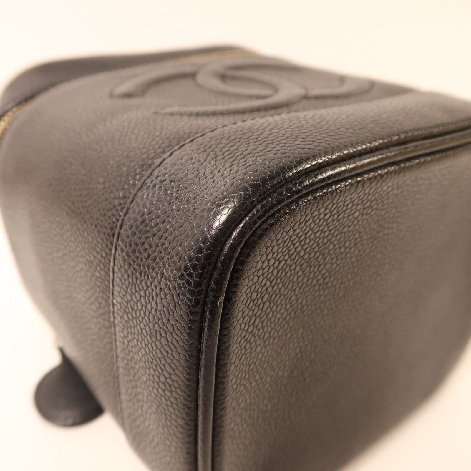 Black Cowhide Leather Vanity Case Kinsaku Handmade Bag Calfskin (cowhide) — view 10