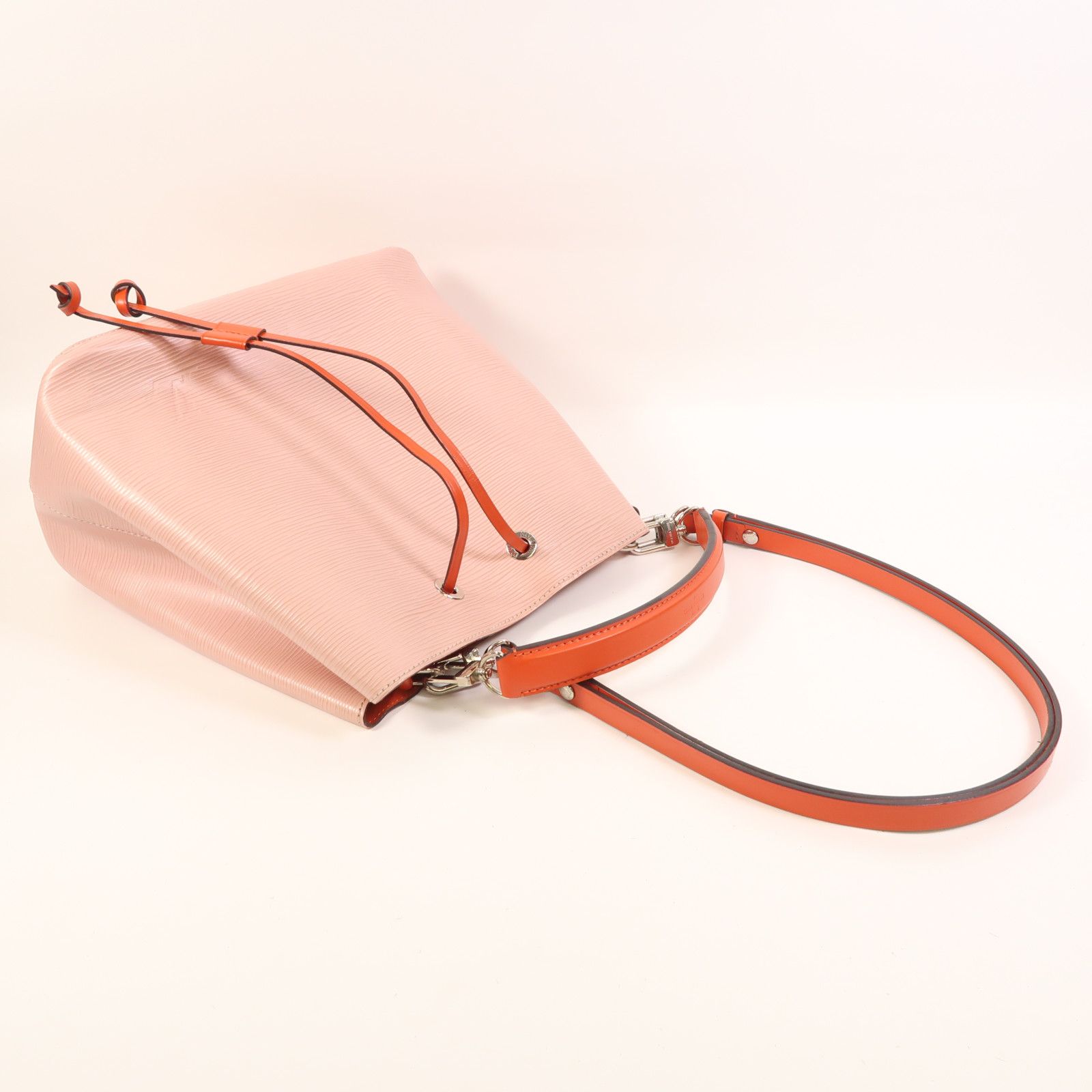 Epi Neo Noe Mm Ginko Hand-hound Shoulder And Back Bag Rose Ballerine Rose Valerine Pink 2way Shoulder — view 8