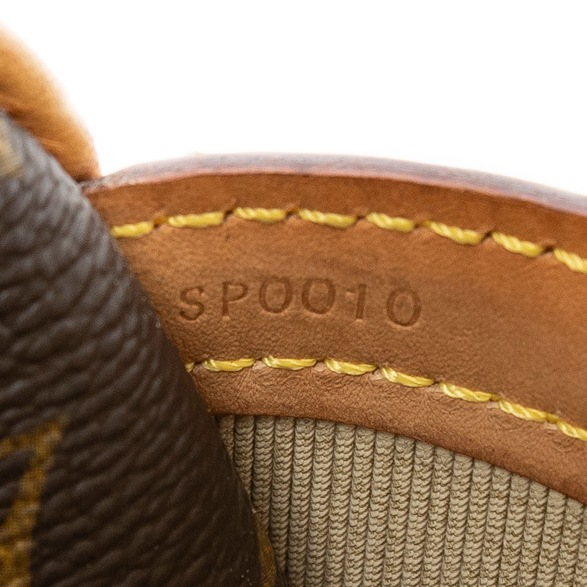 Reporter PM, Monogram — view 11