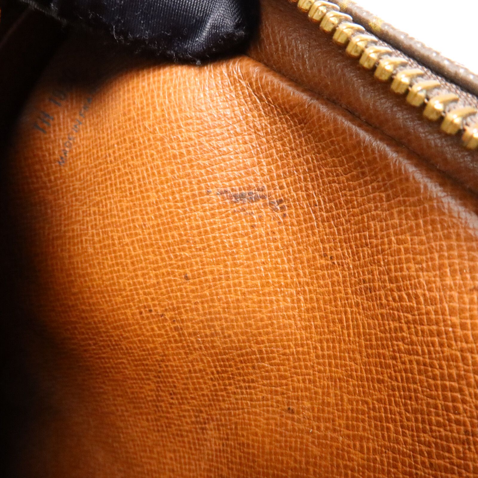Amazone, Monogram — view 17