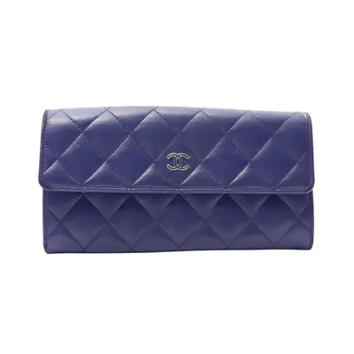 Lambskin Classic Flap Continental Wallet