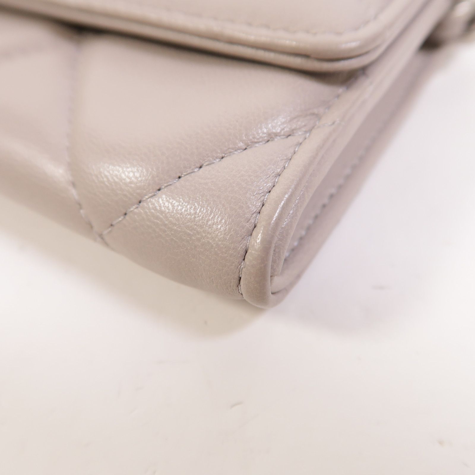 Gray Lambskin 19 Mini Wallet On Chain w/GHW Box-Dustbag — view 11