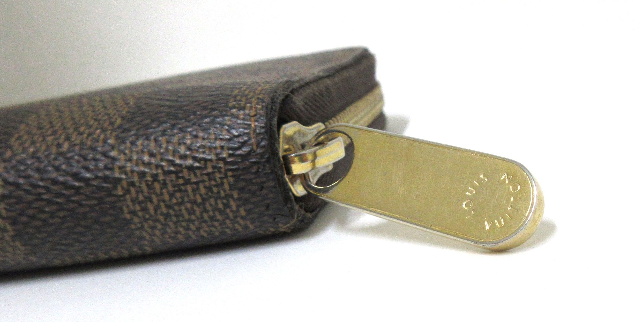 Zippy Wallet, Damier Ebene — view 8