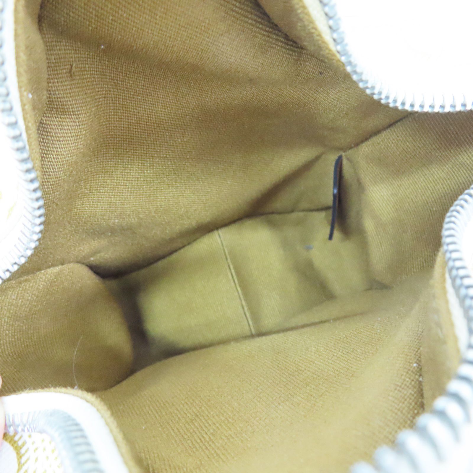 Triomphe Canvas Etoile Star Shoulder Bag — view 5