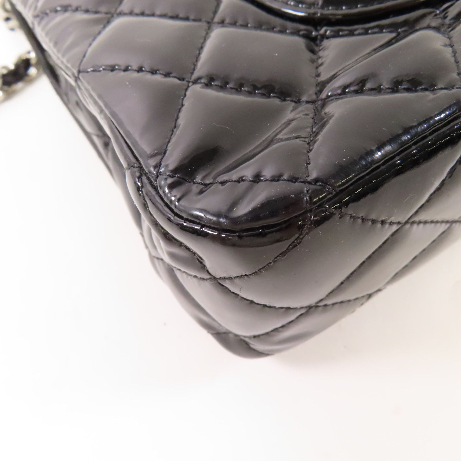 Medium Classic Double Flap, Patent Calf Quilted — view 19