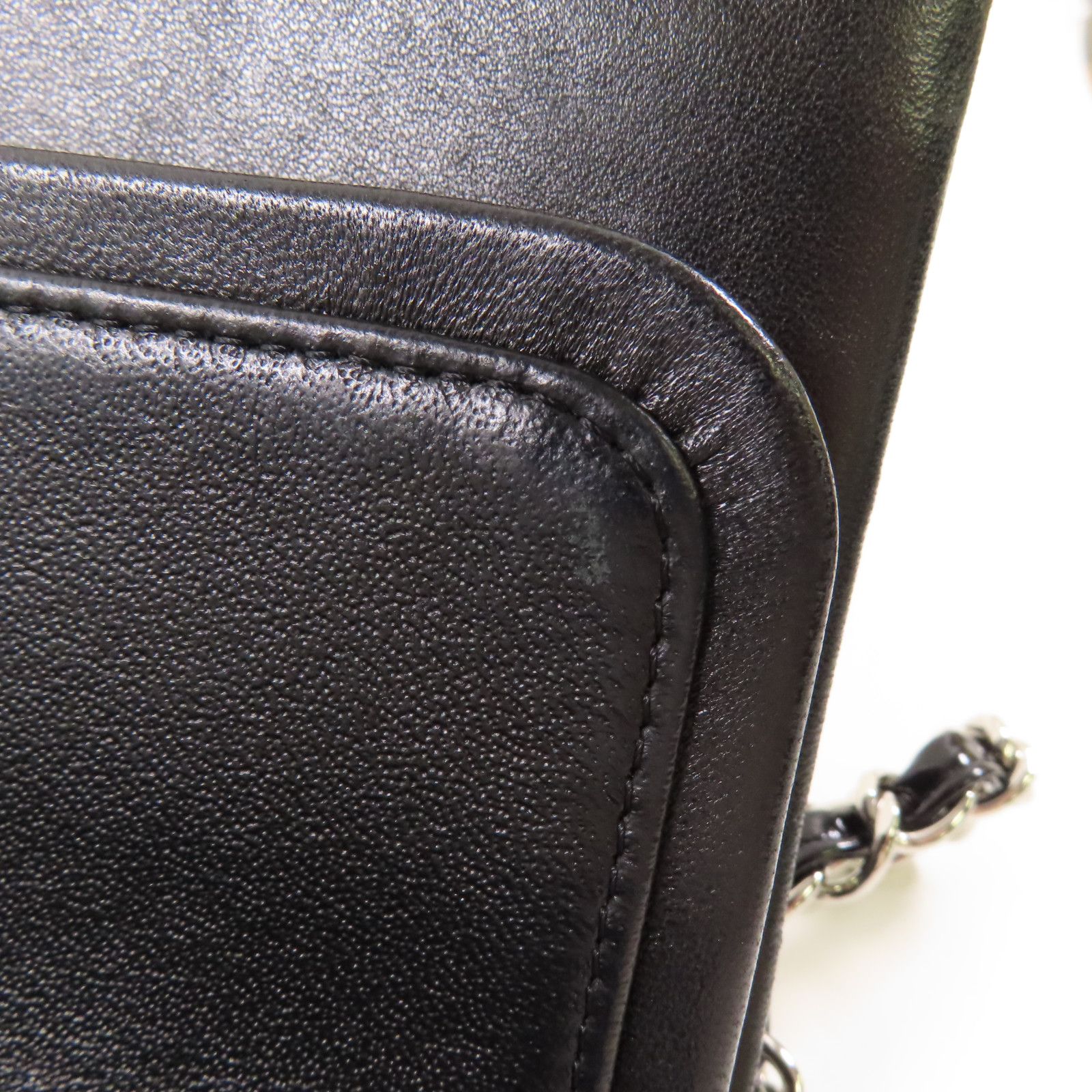 Medium Classic Double Flap, Patent Calf Quilted — view 21