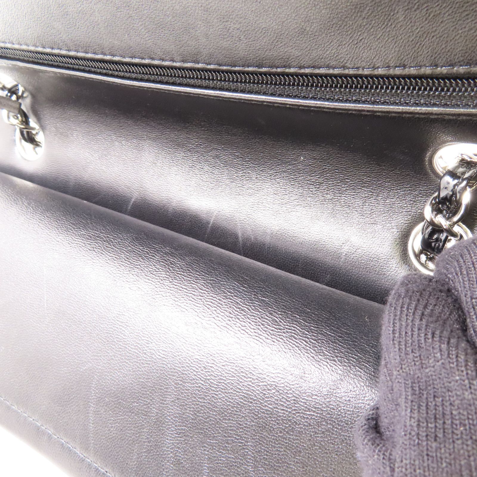 Medium Classic Double Flap, Patent Calf Quilted — view 24