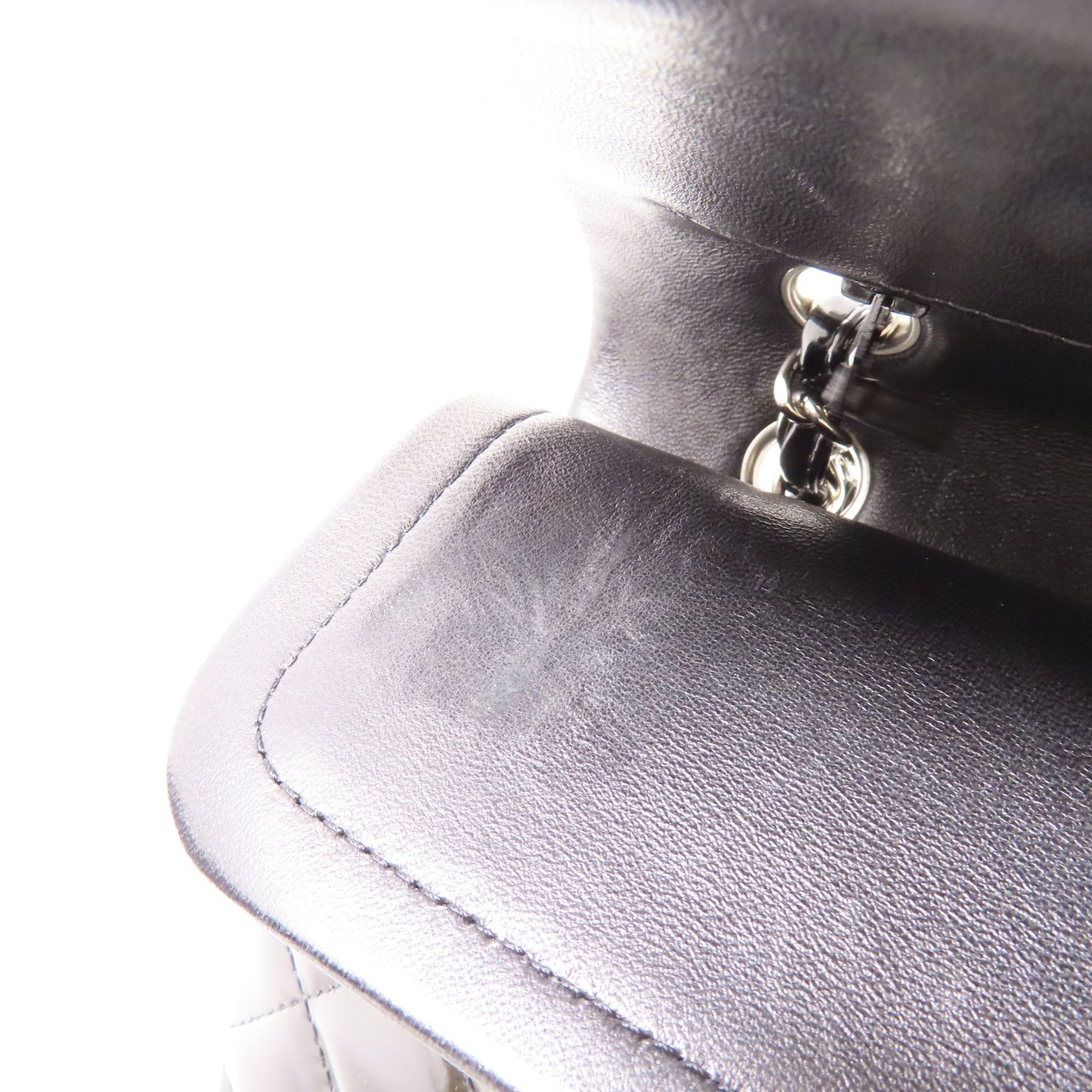 Medium Classic Double Flap, Patent Calf Quilted — view 25