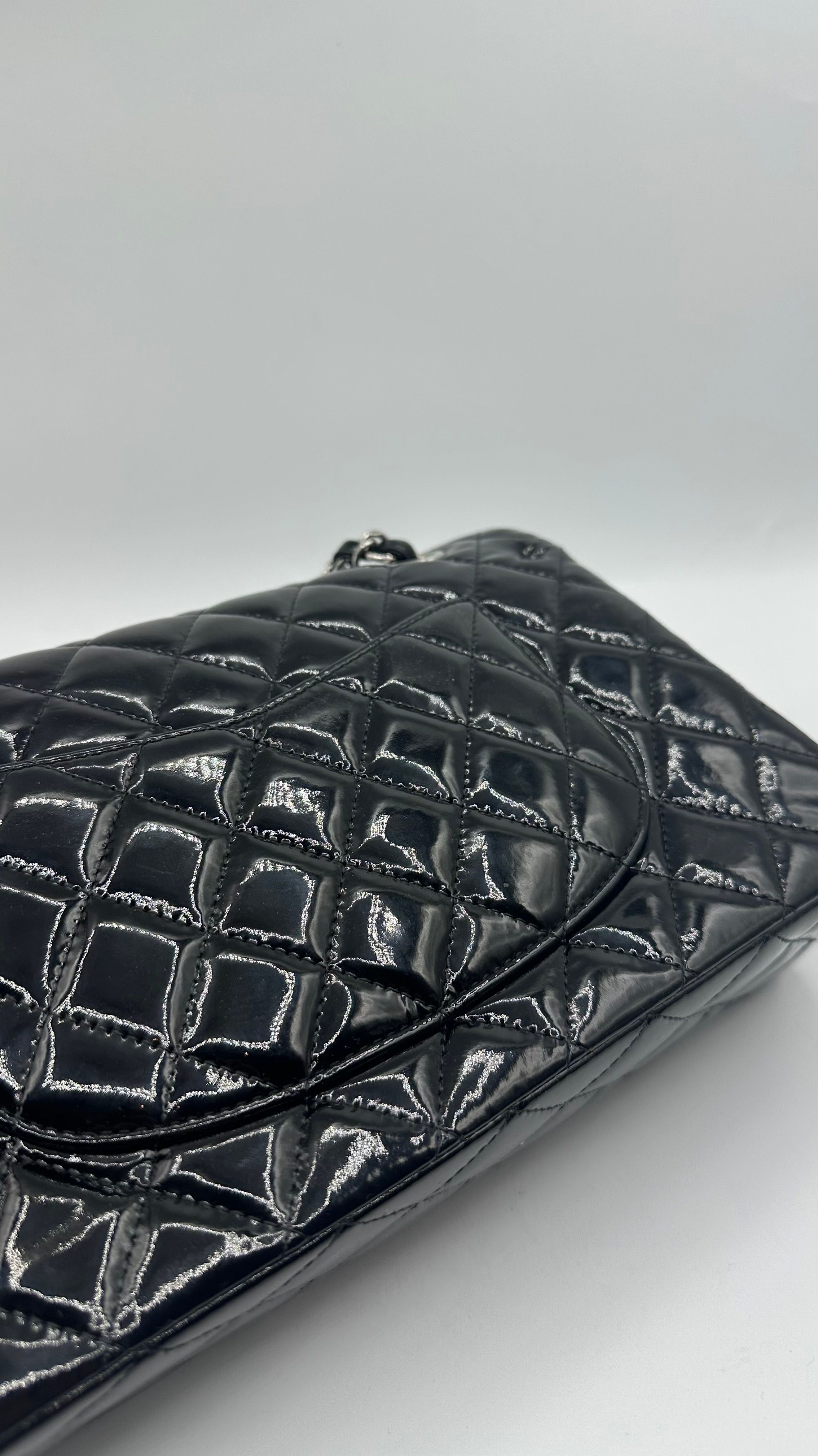 Medium Classic Double Flap, Patent Calf Quilted — view 8
