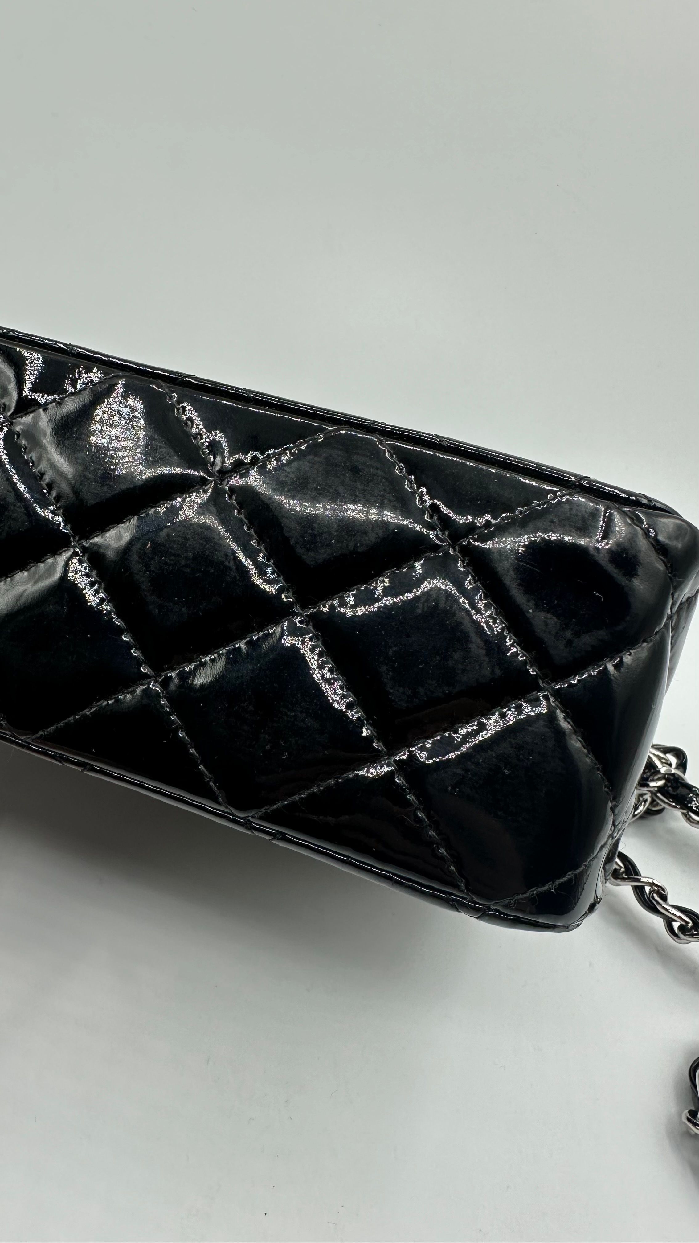 Medium Classic Double Flap, Patent Calf Quilted — view 9