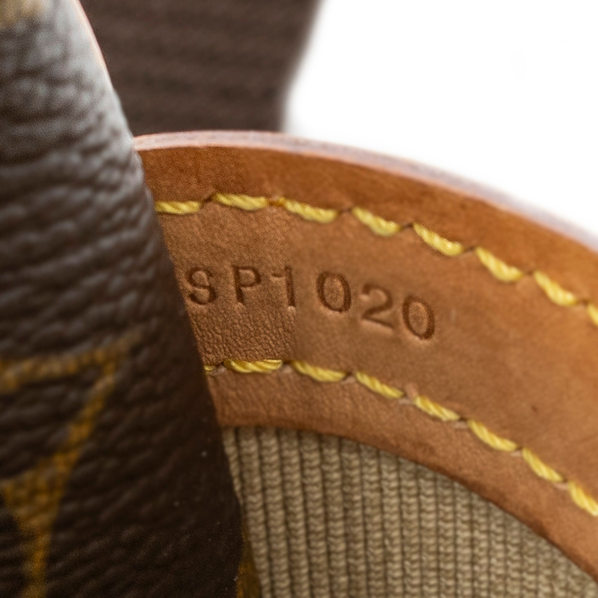 Reporter PM, Monogram — view 11