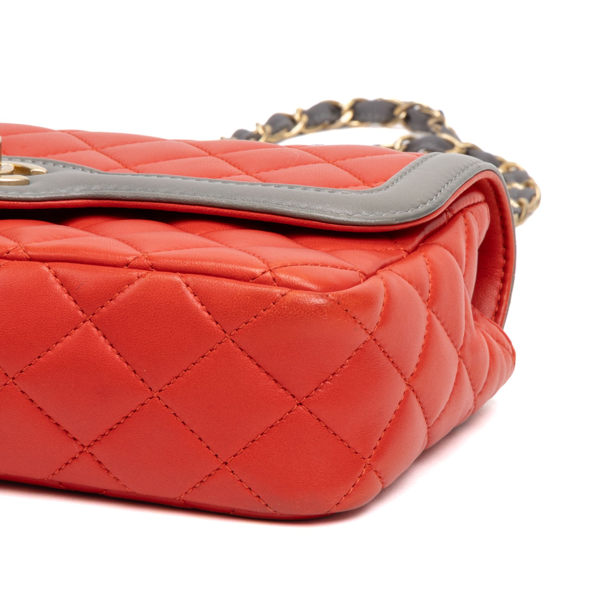 Classic Single Flap  Red/Grey Lambskin Quilted Leather Gold — view 8