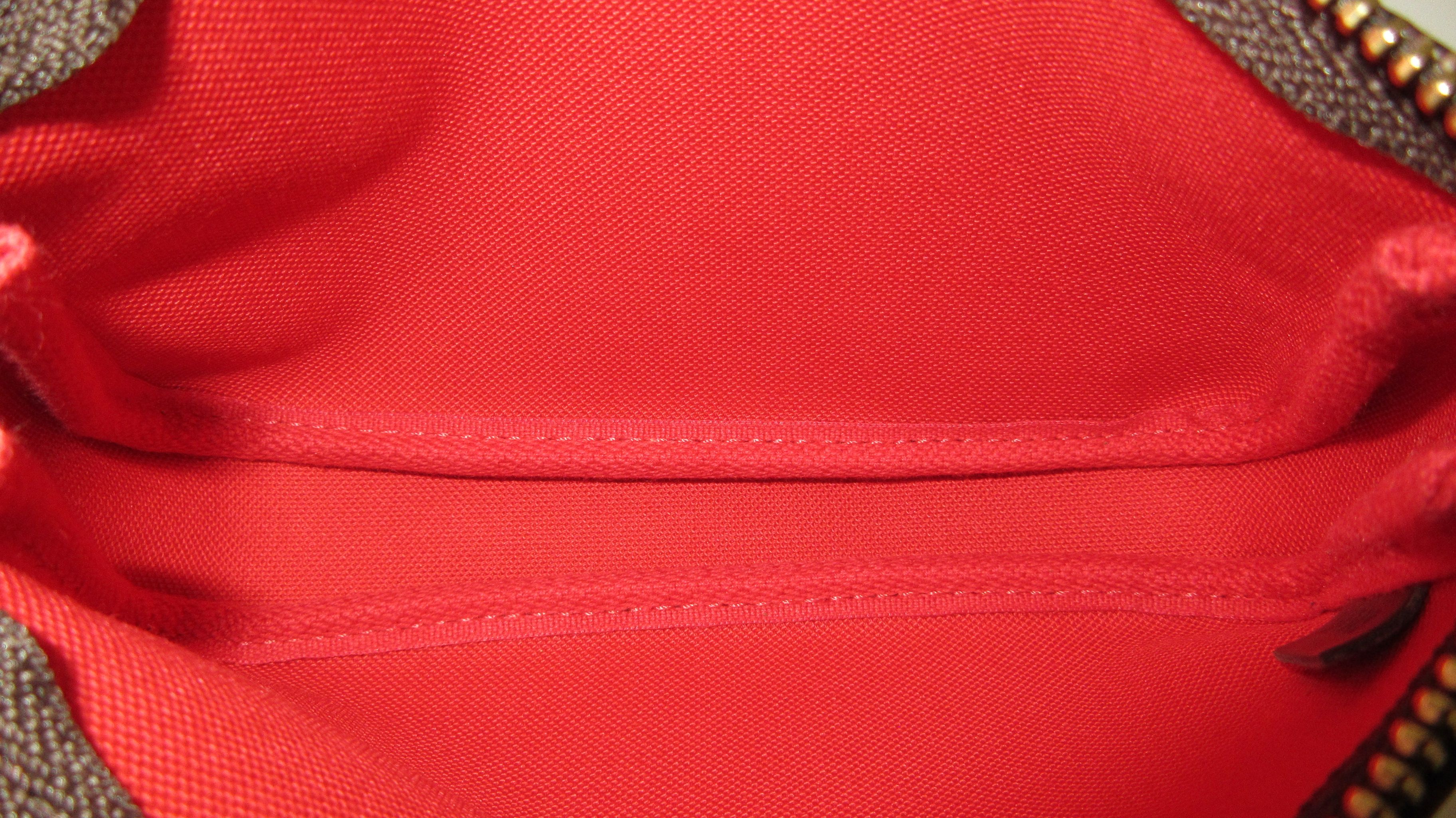 Mini Pochette Accessoires, Damier Ebene — view 9