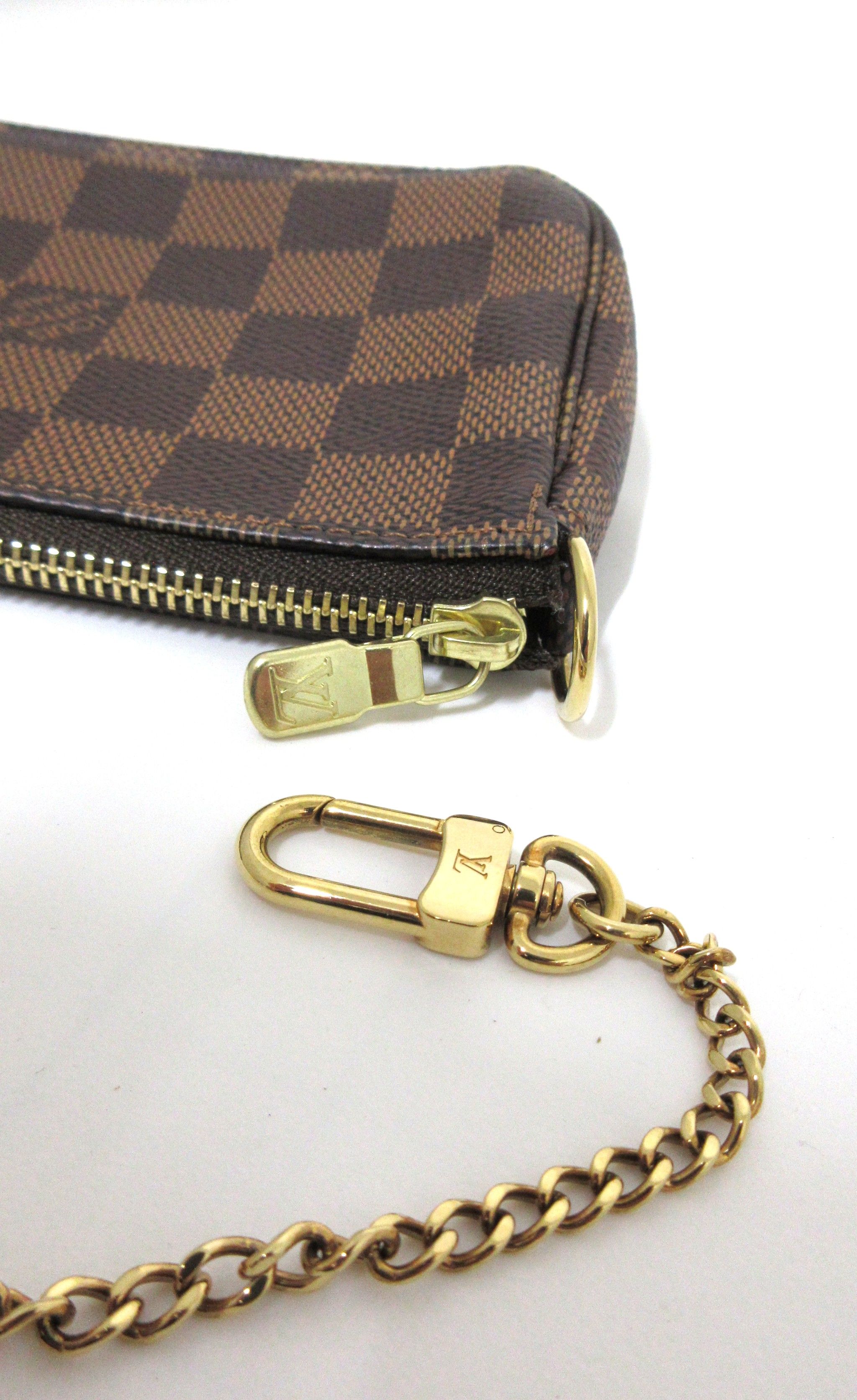 Mini Pochette Accessoires, Damier Ebene — view 10
