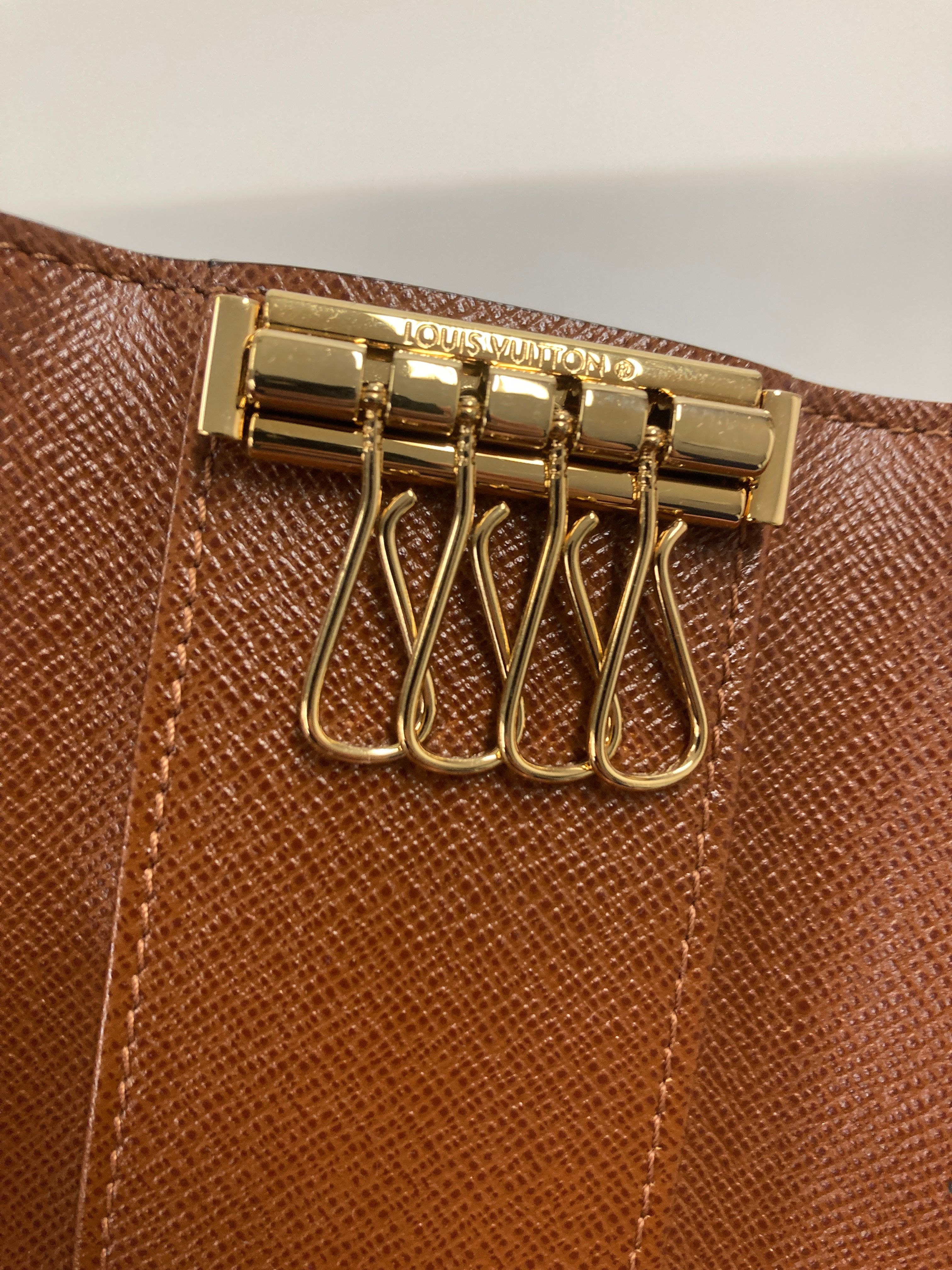 Key Holder 4 / Multicles 4, Monogram — view 2