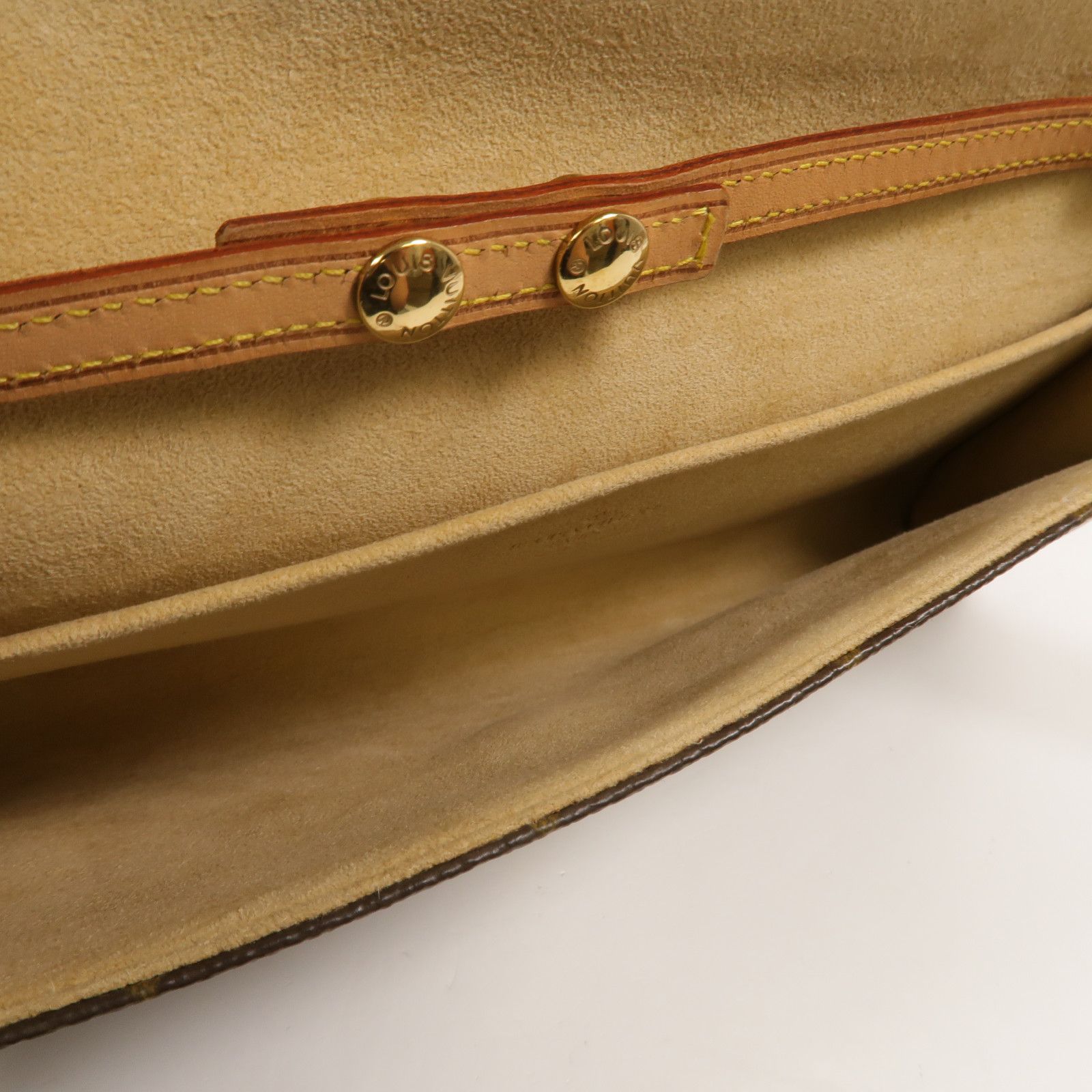Pochette Twin GM, Monogram — view 5