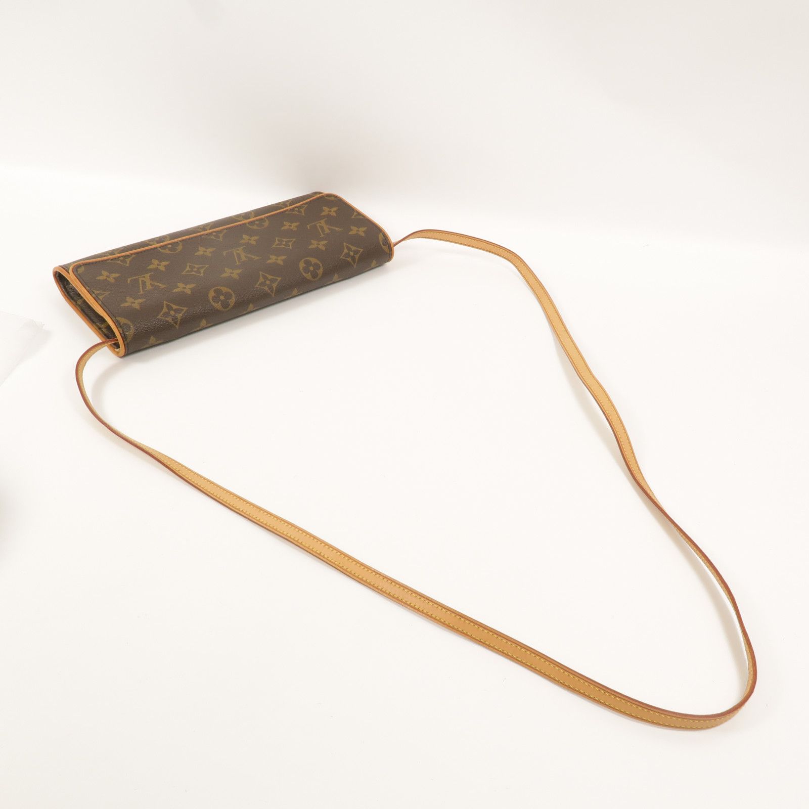 Pochette Twin GM, Monogram — view 8
